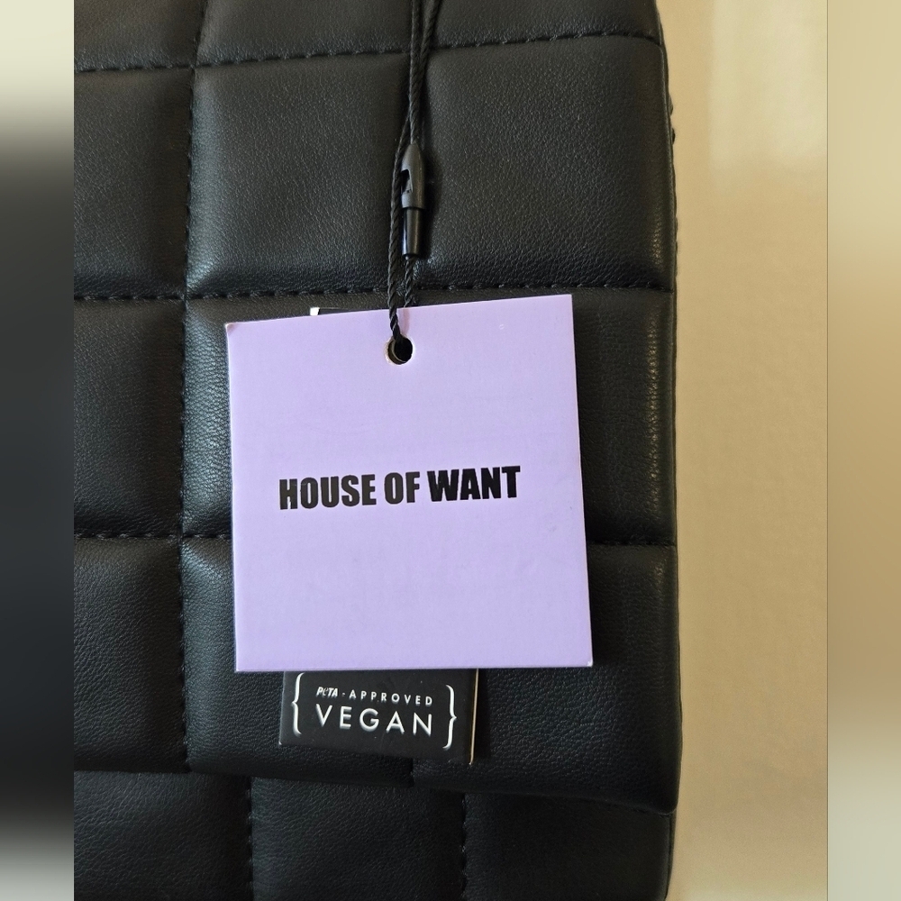 House of Want Black Vegan, Quilted Shoulder Hand Bag NWT - Picture 2 of 14
